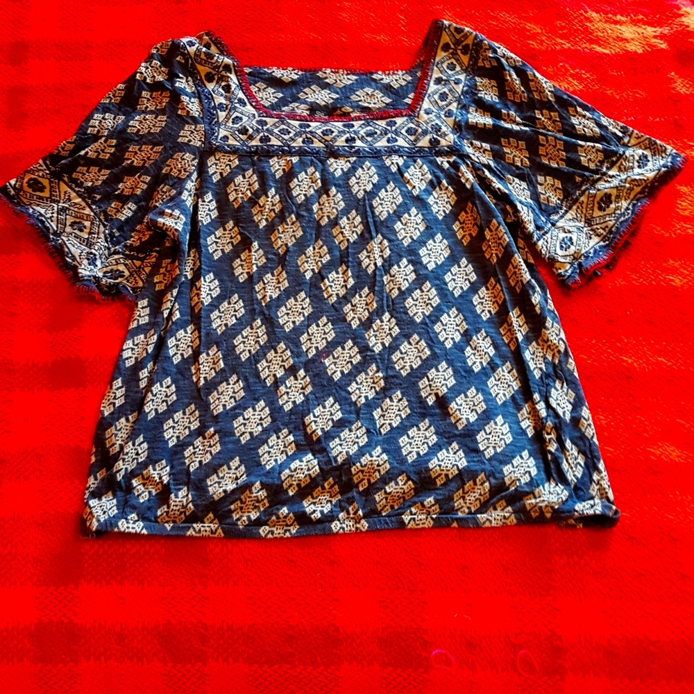 Lucky Brand peasant shirt LG